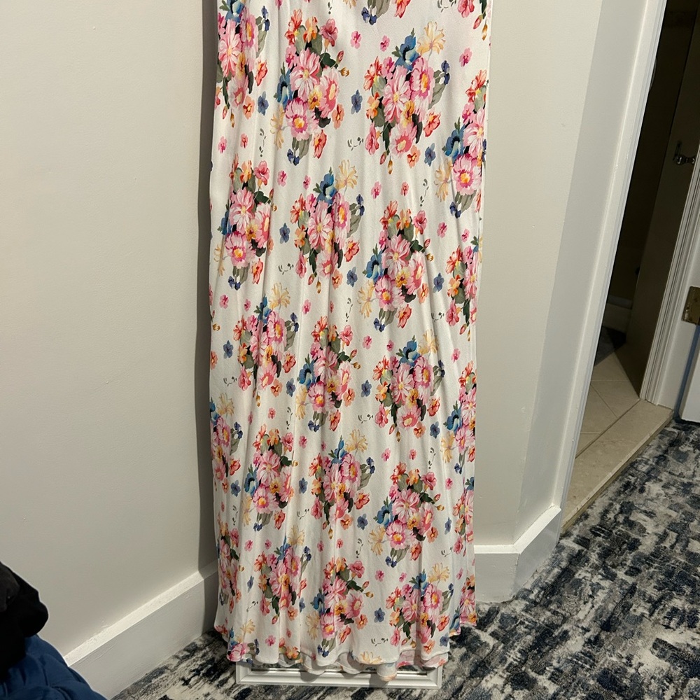 H&M Floral Print Skirt with Black Trim NWOT size small